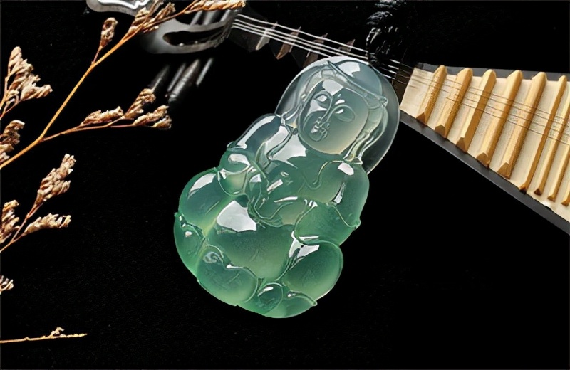 翡翠原石毛料价格一直走高怎么来赌？  第9张