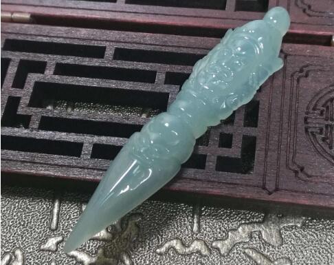 翡翠玉手镯的慈禧太后的翡翠降魔杵，原来以前知道的都是想歪了   第1张