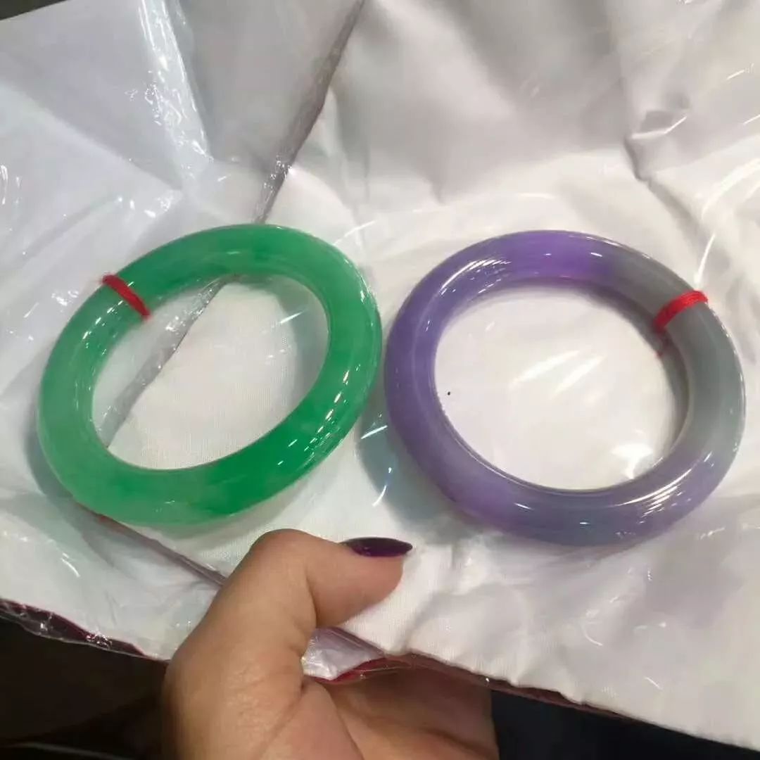 翡翠手镯种类竟然这么多？快看看你的手镯属于哪一类？  第14张