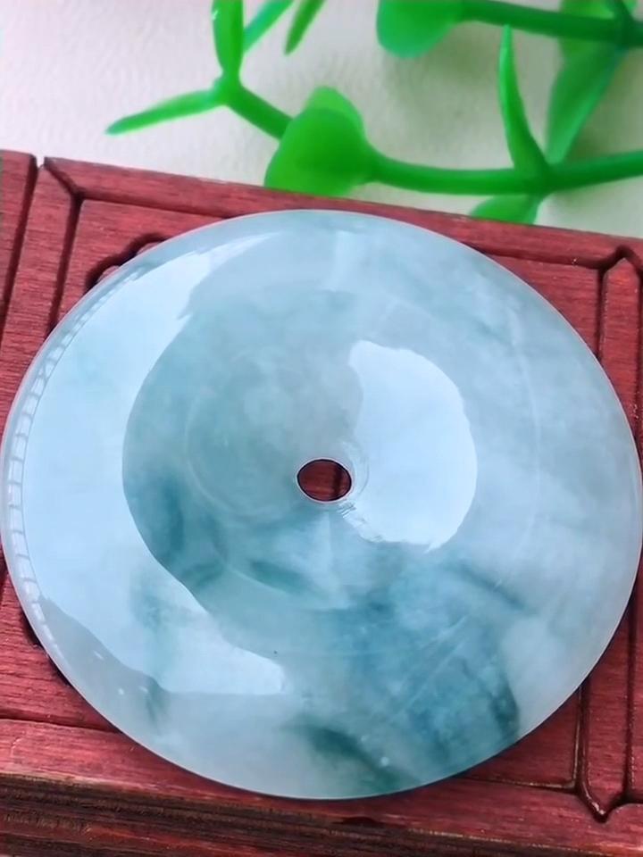 翡翠平安无事牌 缅甸网上几百元的翡翠就真的不靠谱？不能买吗？  第5张