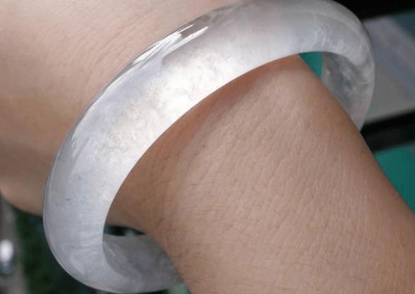 翡翠城详情水沫玉和翡翠的区别大吗？  第3张