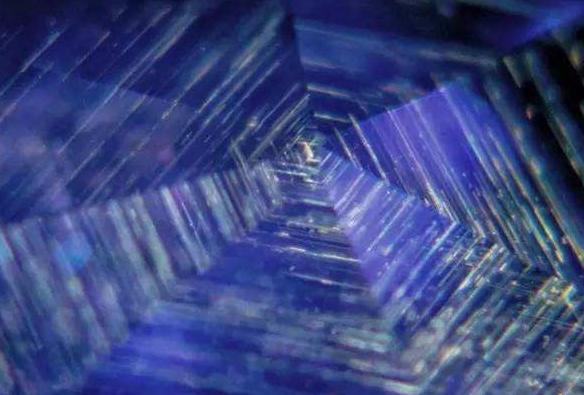 九月份的生辰石------蓝宝石  第4张