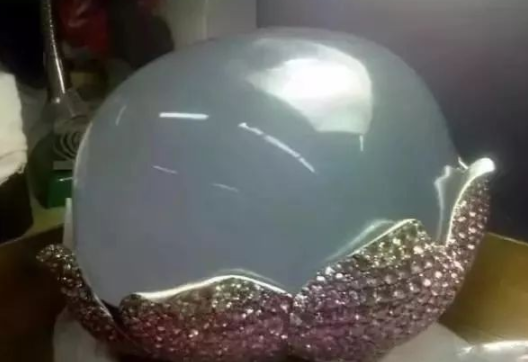 成都买翡翠你以为的紫罗兰翡翠，很可能是紫玉髓  第11张