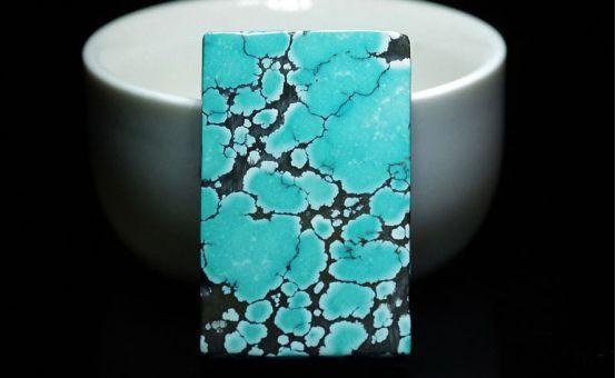 冰种翡翠原石的皮绿松石只玩高瓷蓝？  第9张