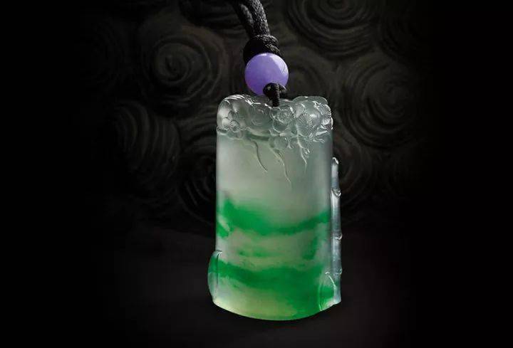 乱世黄金盛世玉，翡翠和黄金到底谁更保值？  第9张