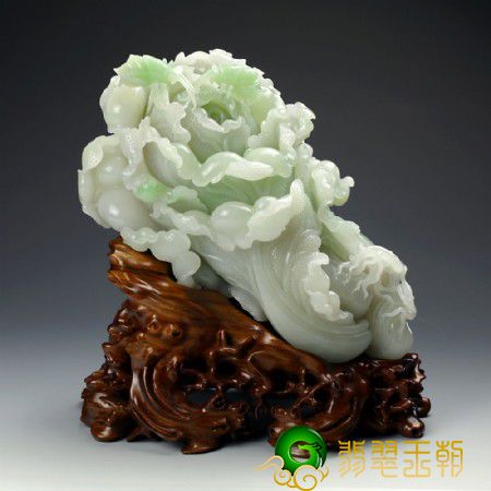 天然紫罗兰翡翠手镯好玉，重在哪儿？   第1张