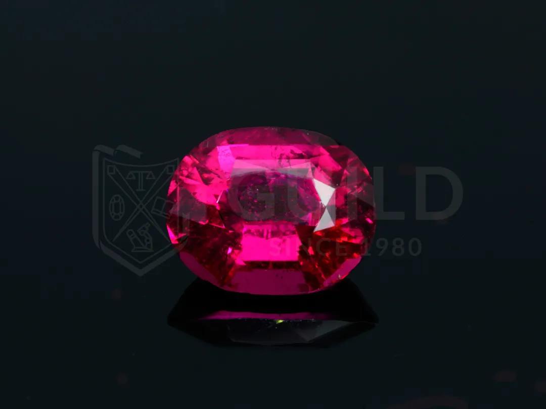 四亿满绿翡翠手镯图片彩虹宝石——碧玺，你到底有多少颜色？  第3张