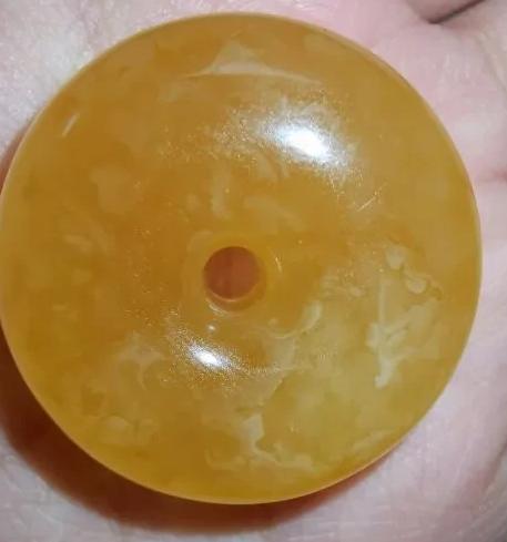 缅甸的翡翠是真的蜜蜡返花，千万别小瞧！  第13张