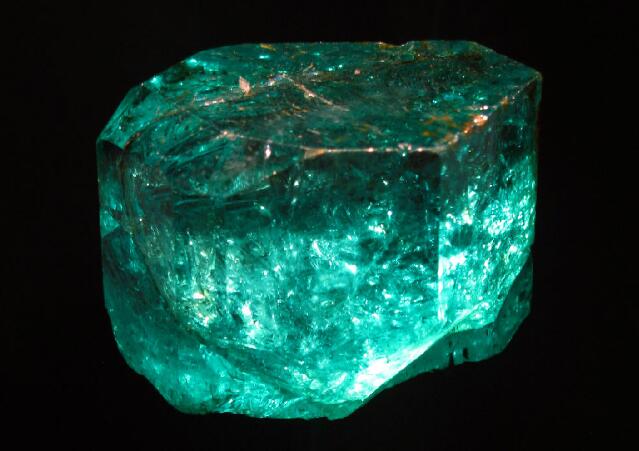 翡翠手镯有棉好不好“绿宝石之王”祖母绿身价之谜  第11张