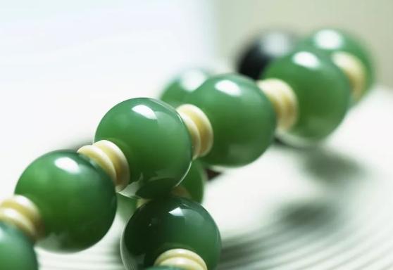 来认识一下这种高大上的碧玉  第4张