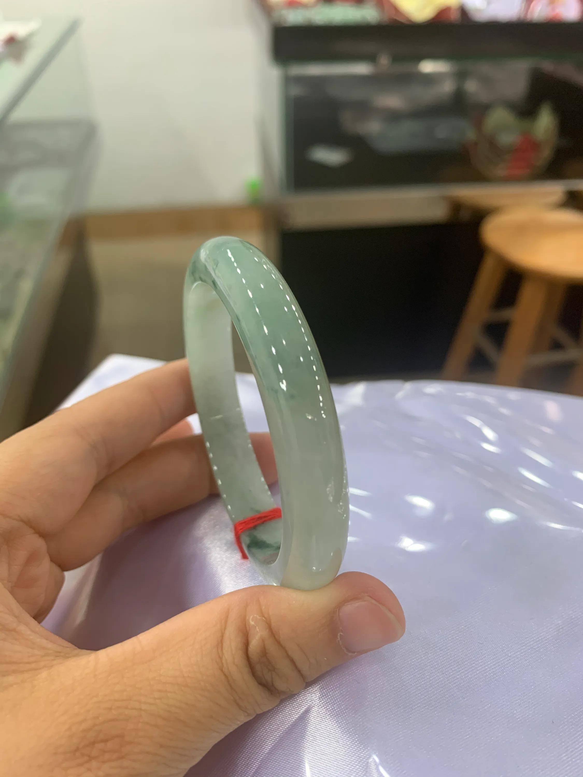 翡翠手镯能增值吗看看普通老百姓能接受的翡翠手镯  第3张