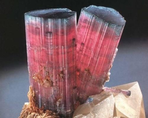 仅次于金刚石的碧玺，它不仅有美丽的外表，硬度也堪比金刚石  第4张