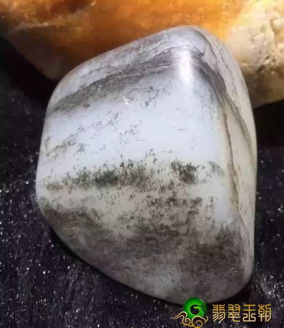 网上买翡翠网怎样看透和田籽料的年纪   第5张