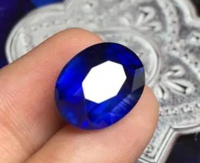 天国之石——蓝宝石  第15张