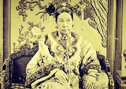 春彩翡翠手镯鉴定失落的珍宝：慈禧珍藏的神奇夜明珠  第4张