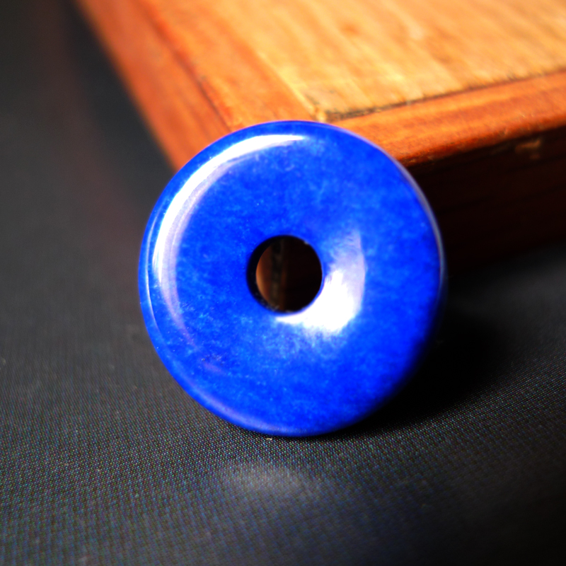 翡翠花吊坠挂件青金石的等级划分  第1张