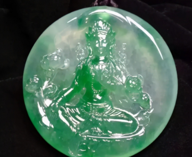 为什么新人总是买不到价格合适的翡翠？  第3张