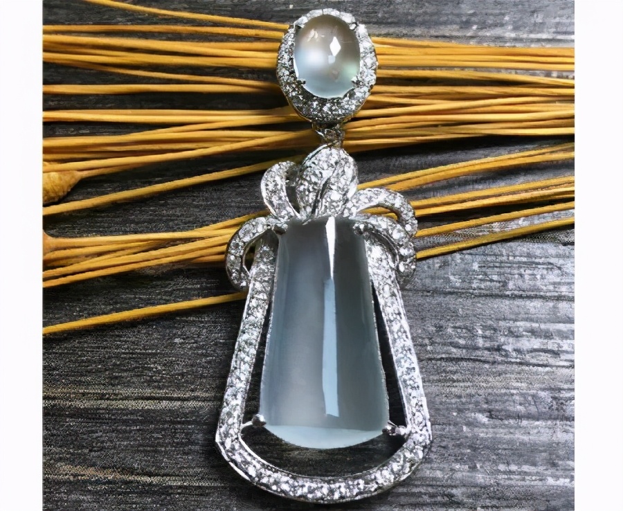 黄翡翠 手镯极品翡翠为什么你很难遇到？原来是这些原因  第6张