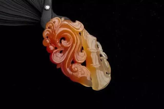 天然翡翠玉吊坠黄龙玉的崛起之路  第12张