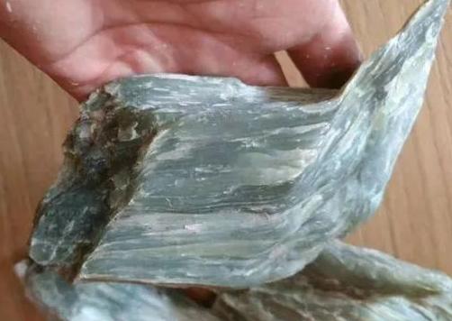 来认识一下这种高大上的碧玉  第8张