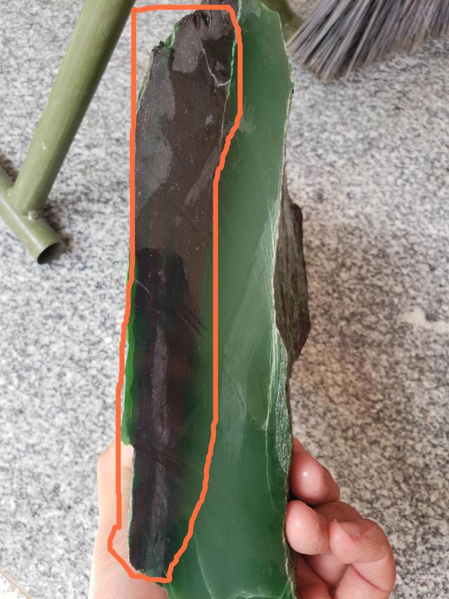 一公斤几十万的碧玉到底是什么样的  第5张