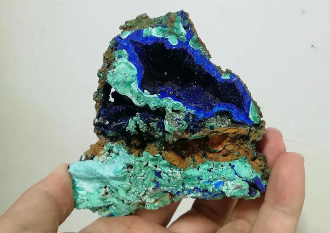 神奇的矿物颜料---孔雀石、蓝铜矿  第21张