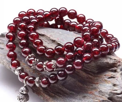 石榴石有辐射吗 石榴石能长期戴吗  第3张