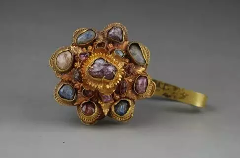 持续下跌的碧玺成了“地摊货”？  第15张