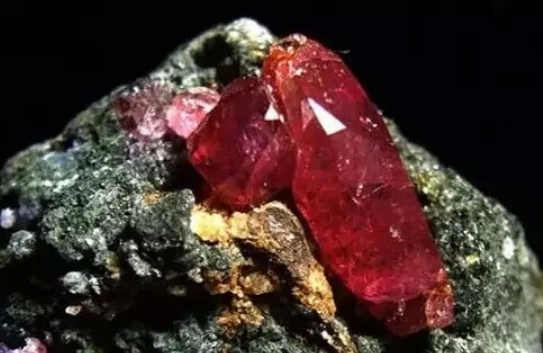 红宝石与鸽血有什么关系  第3张