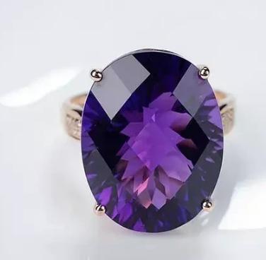 紫水晶有哪些功效和寓意？  第1张