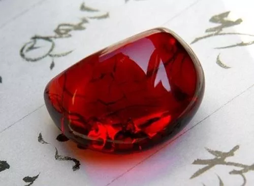 小小的血珀比黄金还贵？  第2张