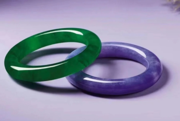 成都买翡翠你以为的紫罗兰翡翠，很可能是紫玉髓  第1张