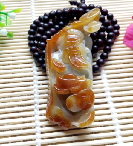 翡翠黄翡分几种黄？一起来看看黄翡吧  第2张