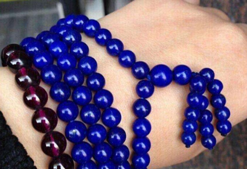 糯种翡翠图片手镯极品青金石图片，青金石选购保养小知识  第3张