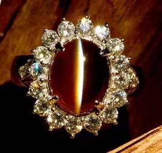 一分钟认识宝石-----猫眼石  第5张