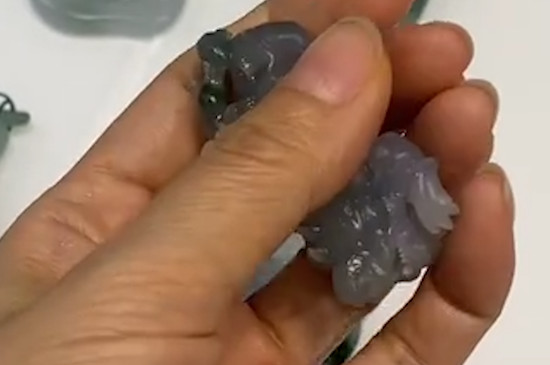 玉貔貅的佩戴注意事项 玉貔貅如何去佩戴？玉貔貅的讲究有什么   第4张