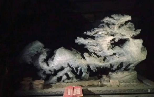 灵璧石的特点：三奇、五怪、一神  第6张