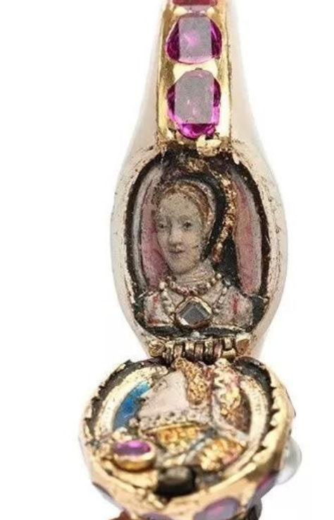 红宝石华丽高贵，历史悠久，而它流传的魔力传说更是令人无比着迷  第7张