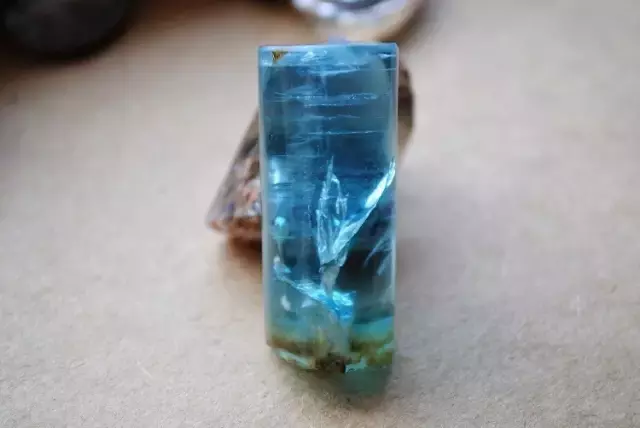 各类水晶真假鉴别知识大全  第36张