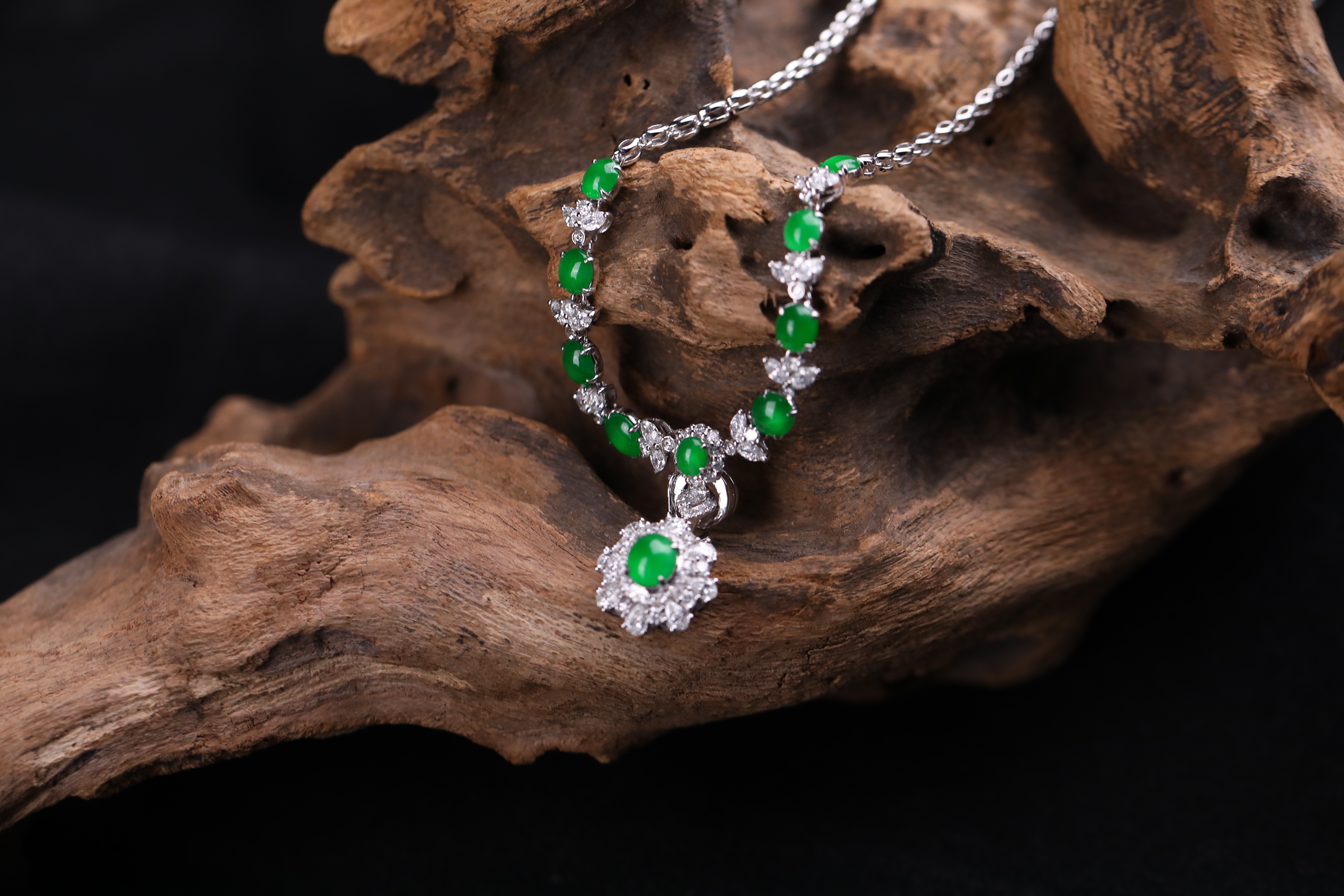 翡翠原石技巧优质的翡翠有“四好”，少“一好”都不行  第1张