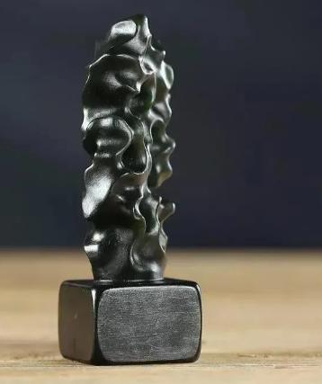 哪里可以给翡翠估价“脂份到羊脂”是对和田玉最好的评价  第10张