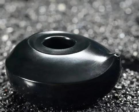 哪里可以给翡翠估价“脂份到羊脂”是对和田玉最好的评价  第6张