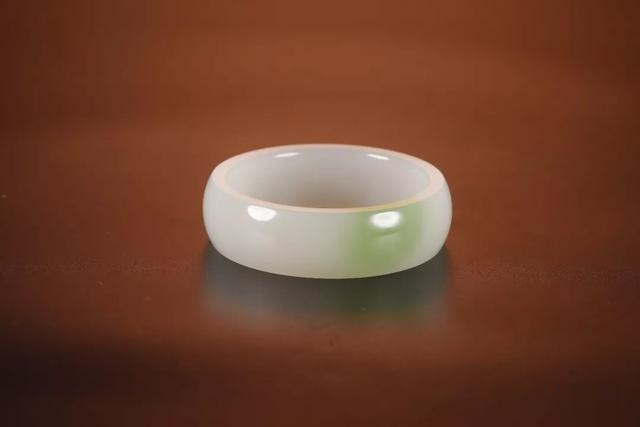 和田玉：一翠值千金  第6张