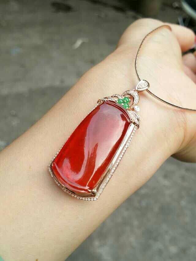 红，黄翡属于什么档次的翡翠？  第2张