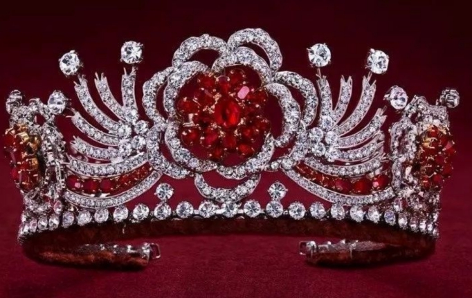 红宝石华丽高贵，历史悠久，而它流传的魔力传说更是令人无比着迷  第2张