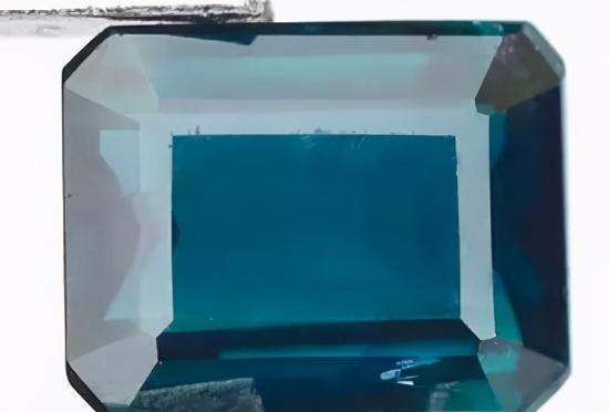 男的带翡翠还是玉碧玺：宝石中的万花筒  第18张