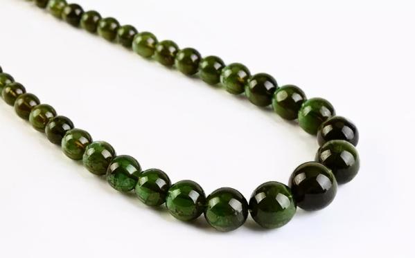 男的带翡翠还是玉碧玺：宝石中的万花筒  第6张