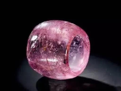 翡翠手镯上面黄翡慈禧太后是如何把碧玺带火的？  第13张