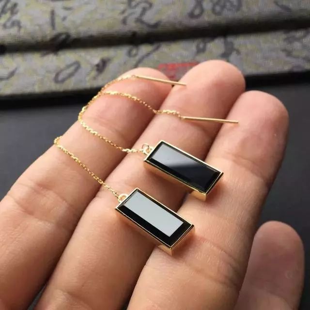 听说各类藏家都开始看好墨翠，墨翠值钱吗？  第3张