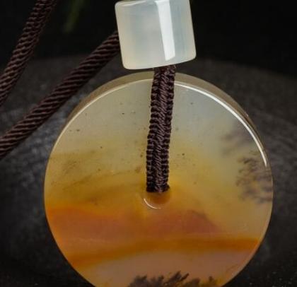 黄龙玉怎么样保养？黄龙玉为何会变色？  第2张